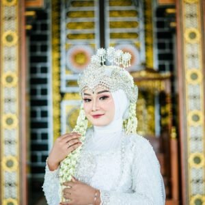 Amara Bugis bridal attire — FIVA Gown dummy collection