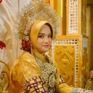 Kirana Sunda Siger — FIVA Gown dummy collection