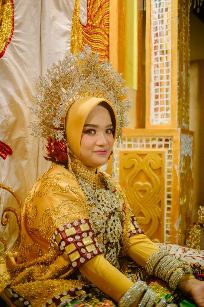 Kirana Sunda Siger — FIVA Gown dummy collection